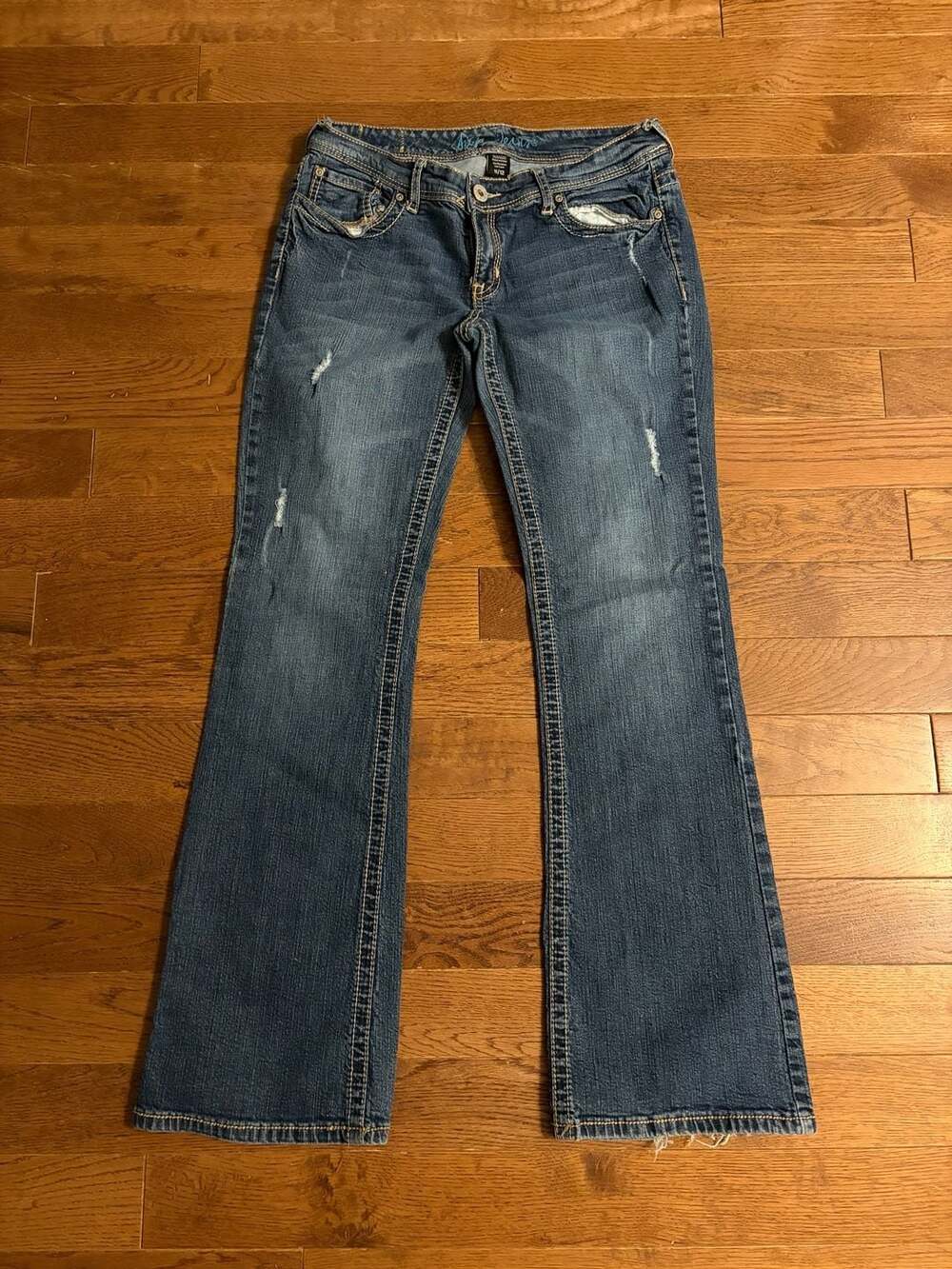 Ariya Jeans Bootcut Jeans Size 11/12 Medium Wash Distressed Denim Blue Jeans